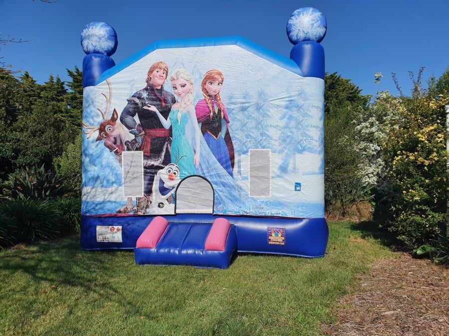 Hire Frozen Combo 5x5m, hire Jumping Castles, near Bayswater North image 2