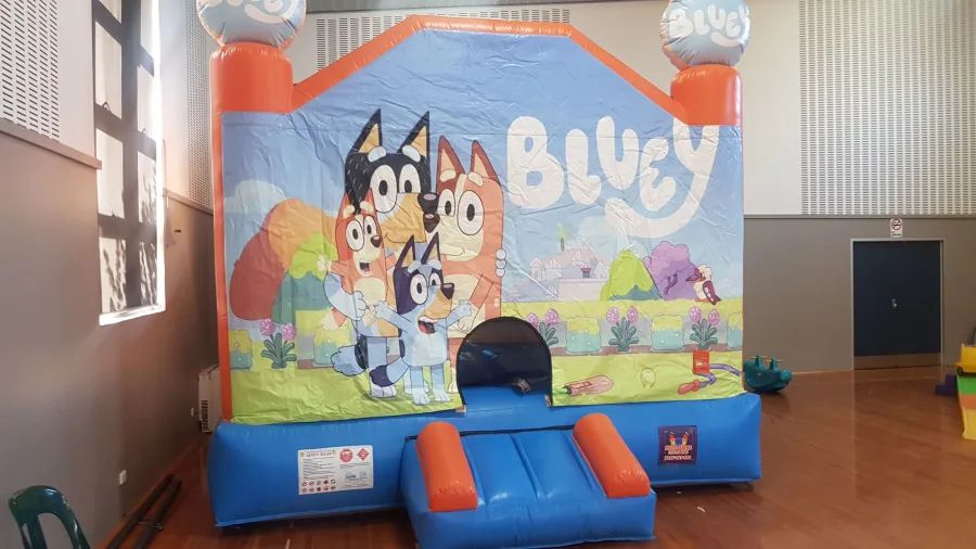 Hire Bluey 4x4, hire Jumping Castles, near Bayswater North image 1