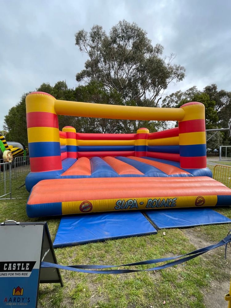 Hire Supa Bounce Adults Jumping Castle, hire Jumping Castles, near Hallam