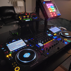 Hire CDJ & DJM Pioneer DJ Setup