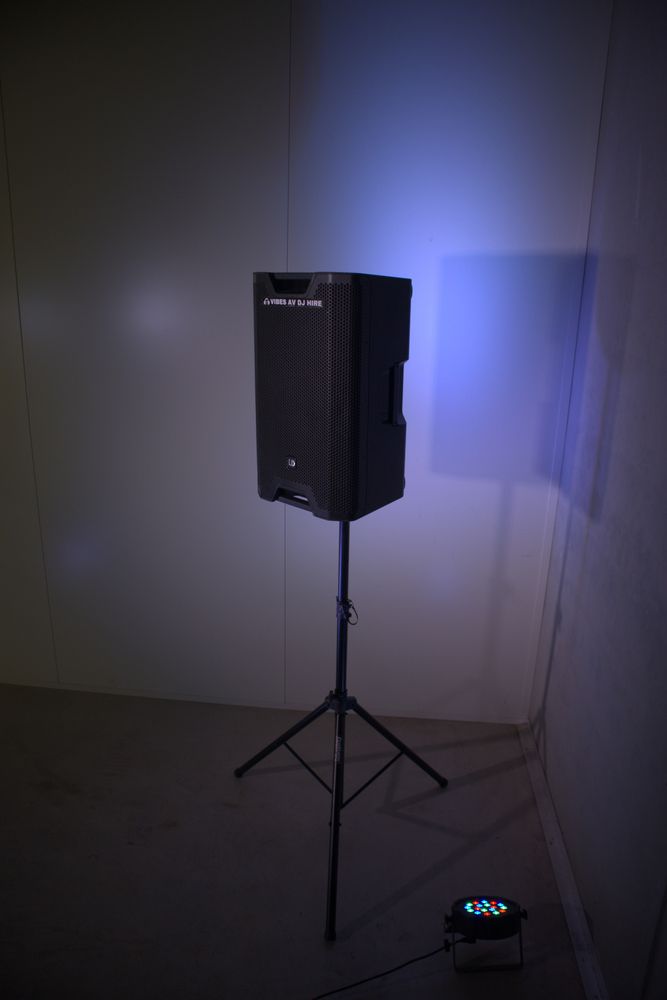 Hire Mackie Thump TH15A2 (1300W), hire Speakers, near Lane Cove West image 1