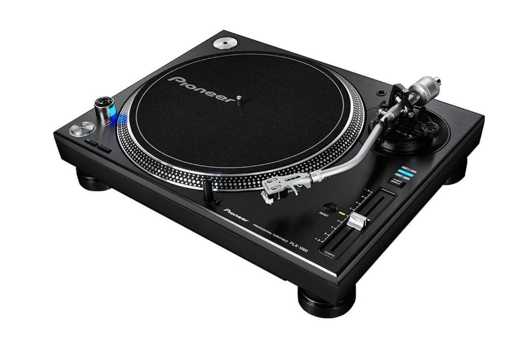 Hire Pioneer DJ PLX-1000 High-torque direct drive professional turntable (PDJ-PLX-1000), hire DJ Controllers, near Beresfield image 2