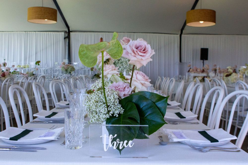 Hire TABLE NUMBER CLEAR ACRYLIC BLOCK WHITE LETTERS, hire Miscellaneous, near Brookvale image 1