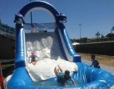 Hire WET AND WILD 10X3X3.5 MH ALL AGES