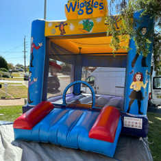 Hire Wiggles 4.5x4.5m with basketball hoop