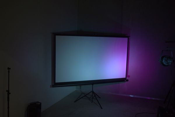 Hire Stumpfl 9'5" x 5'7" Projection screen and legs kit