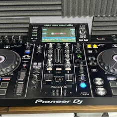 Hire Pioneer DJ XDJ-RX2 2-channel performance all-in-one DJ system
