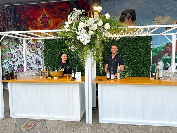 Hire MIXOLOGY  -  XXL
Up to 250x Guests