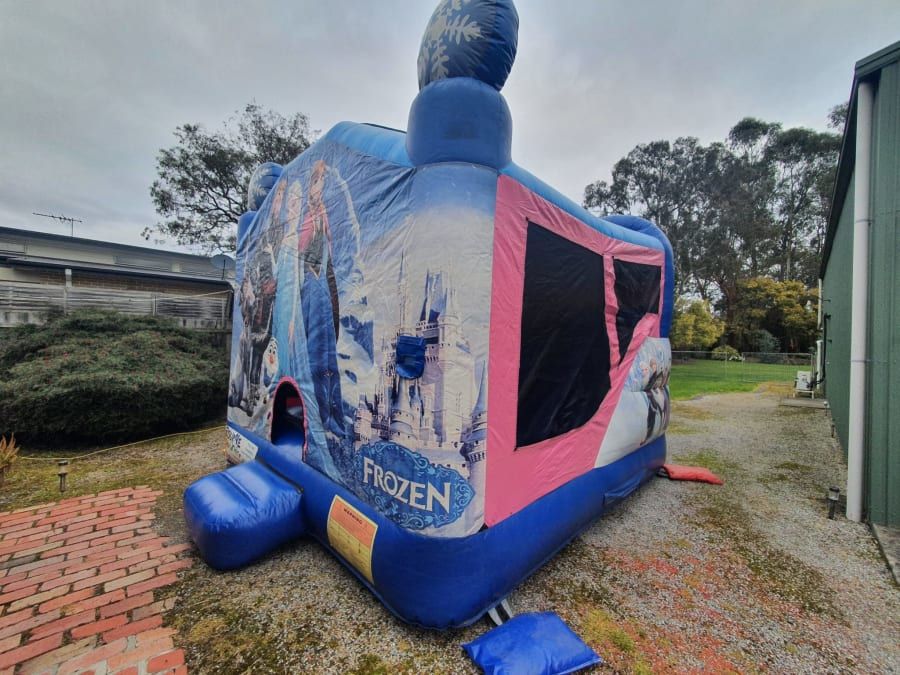 Hire Frozen Combo 4x4, hire Jumping Castles, near Bayswater North image 2