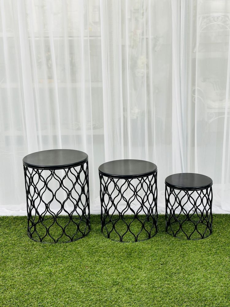Hire METAL WAVE SIDE TABLE – BLACK, hire Tables, near Cheltenham image 2