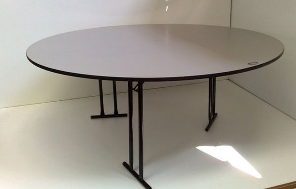Hire 1.65m Laminated Round Table