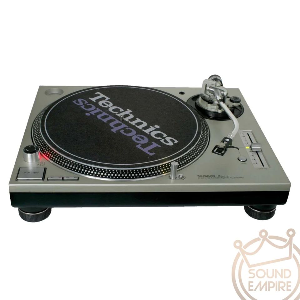 Hire TECHNICS TURNTABLE DJ PACK, hire DJ Decks, near Carlton image 1