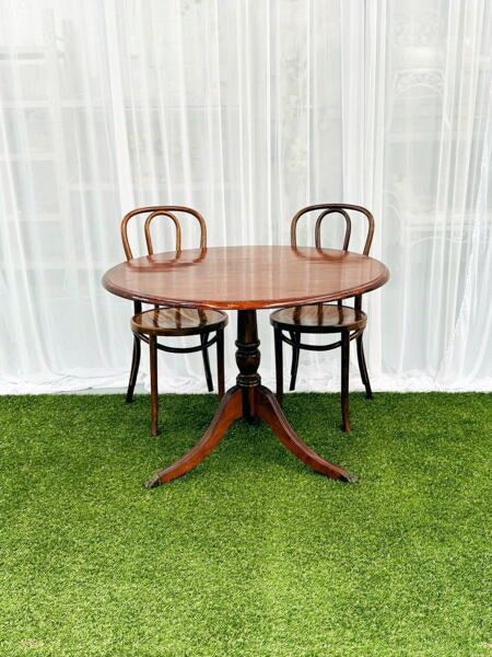 Hire ANTIQUE ROUND SIGNING TABLE, hire Tables, near Cheltenham image 1