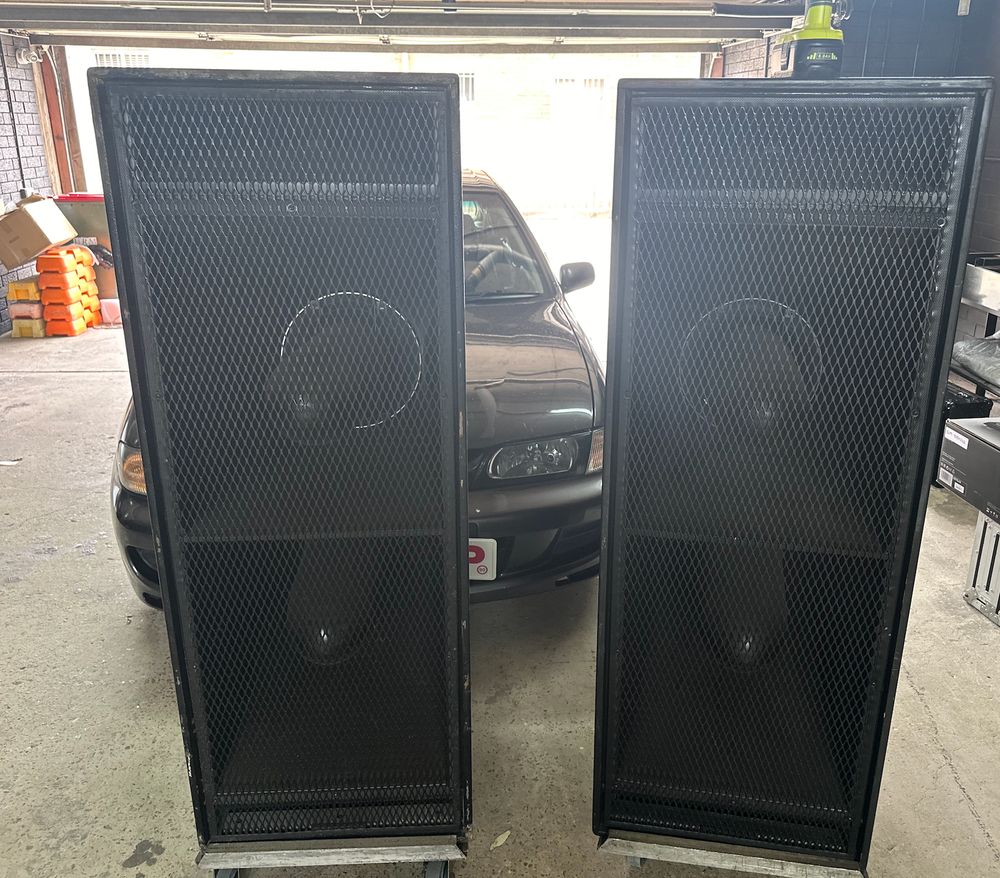 Hire MEYER MSL3A (PER PIECE), hire Speakers, near Kingsford