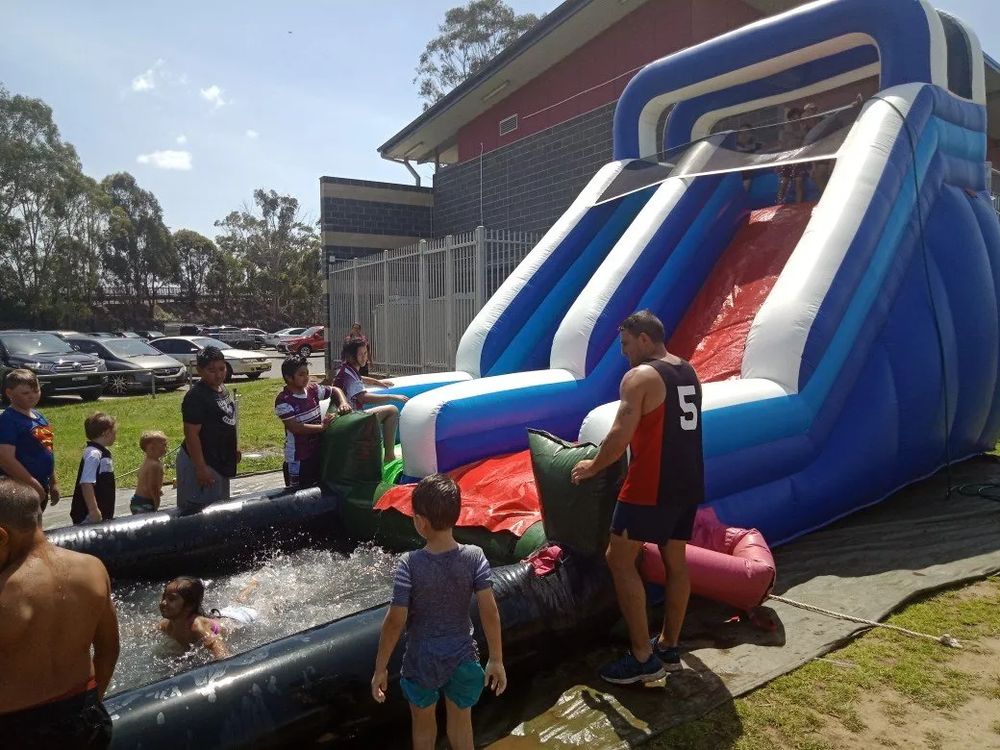 Hire WET OR DRY SLIDE 10X4X4 ALL AGES, hire Jumping Castles, near Doonside