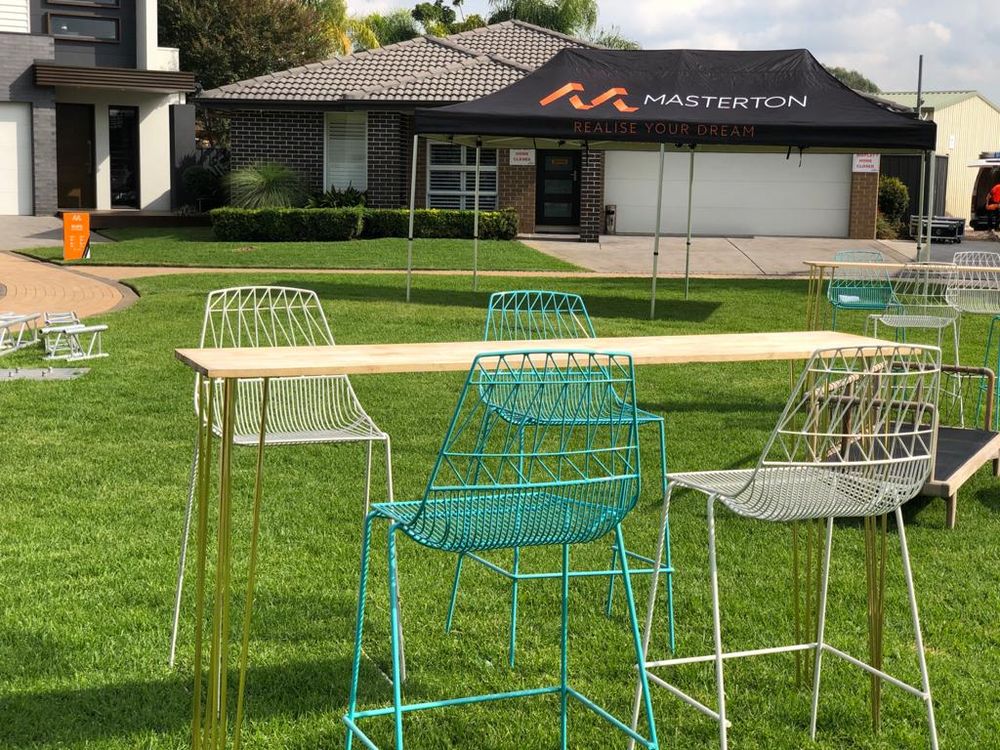 Hire Turquoise Wire Arrow Stool Hire, hire Chairs, near Wetherill Park image 2